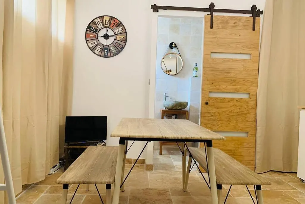 Studio Centre De Hyeres 0*,  France